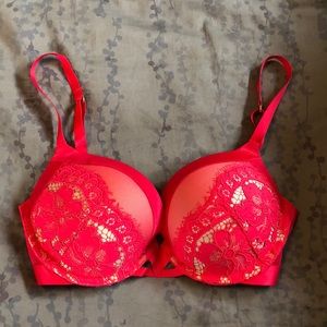VICTORIA SECRET BRA